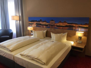 Гостиница Parkhotel Leiser  Планег